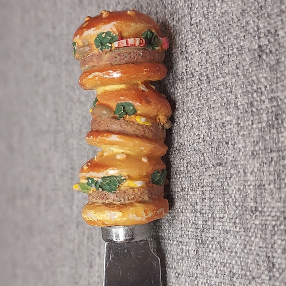 Vintage Novelty Hamburger Hotdog Picnic Butter Cheese Spreaders - Picture 6 of 7